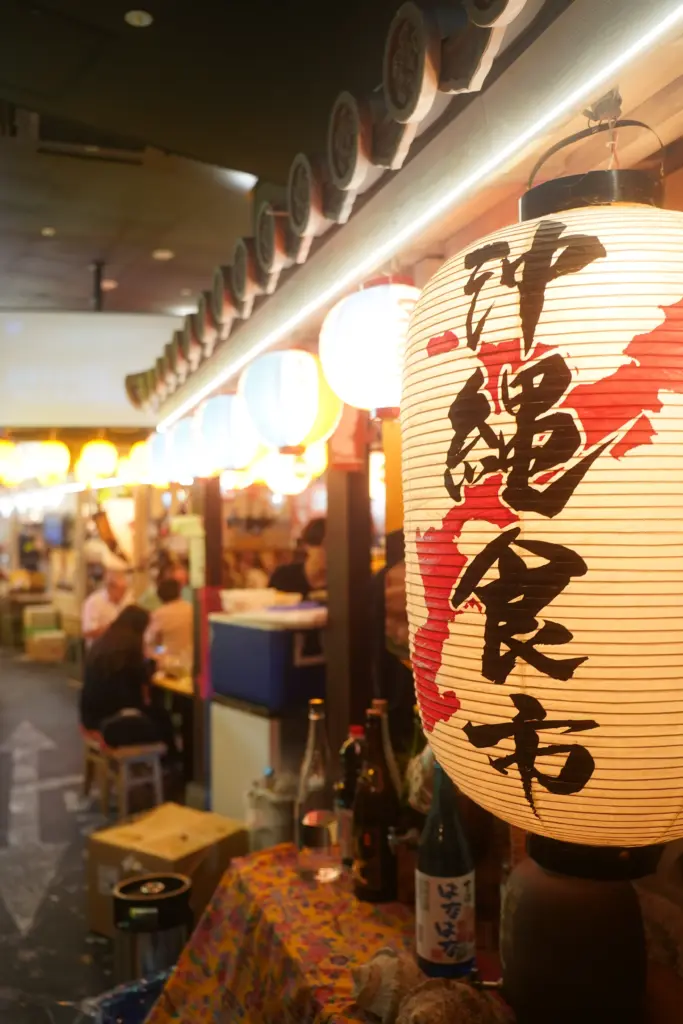 Japanese lanterns and restaurant interior for a private guided tour in Tokyo