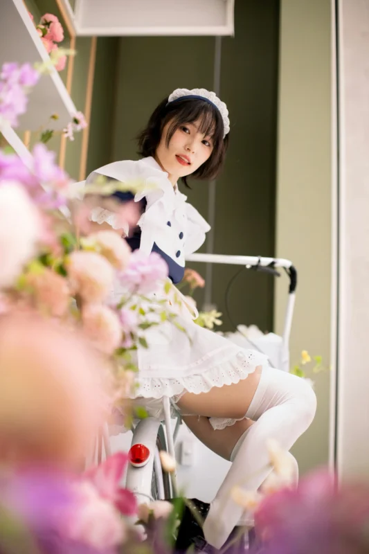 liang-huang-Y3Ps_yGyPcg-unsplash Japanese maid cafe style outfit photographed in a soft pastel setting