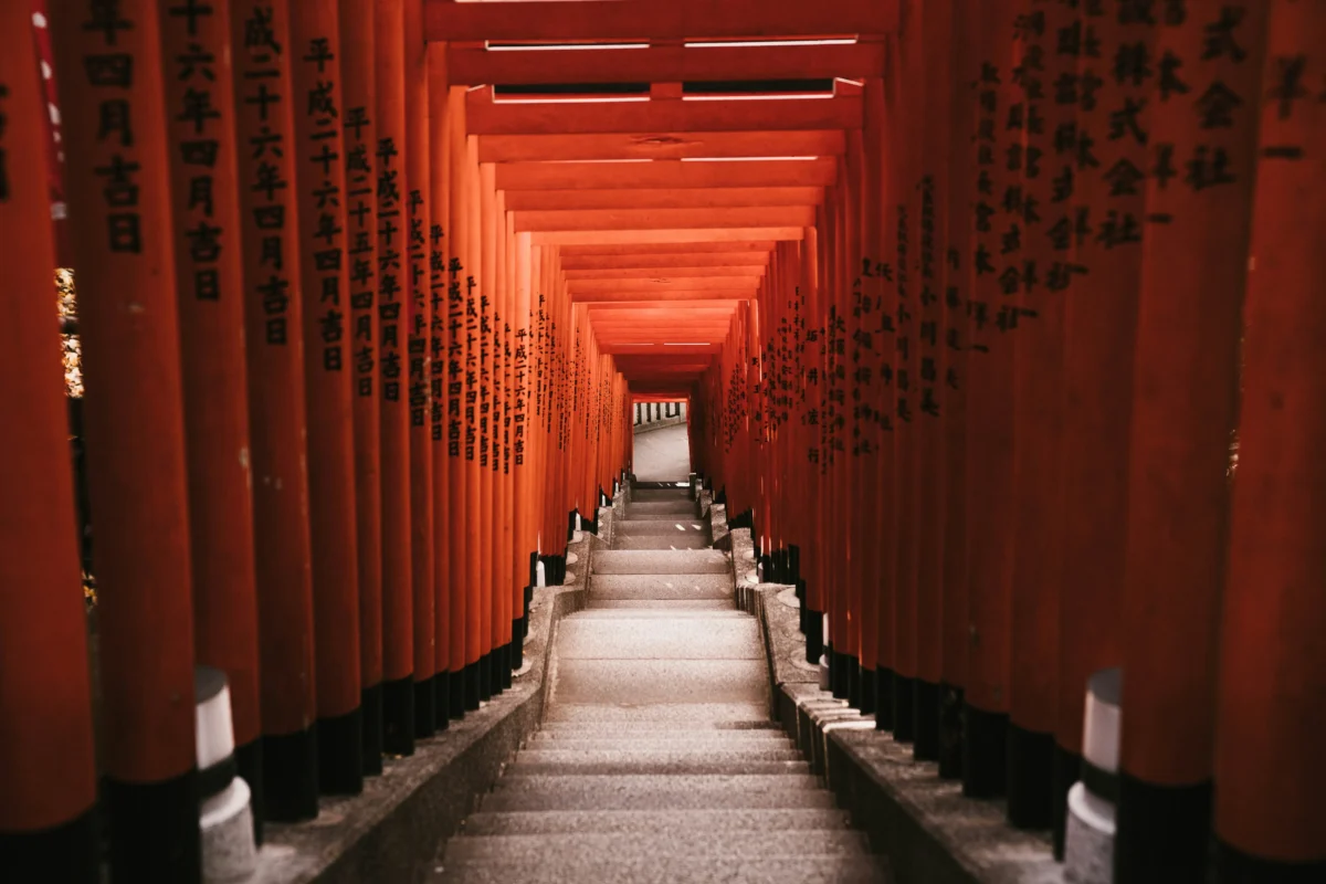 fushimi inari shrine torii gates kyoto iconic japan travel spot