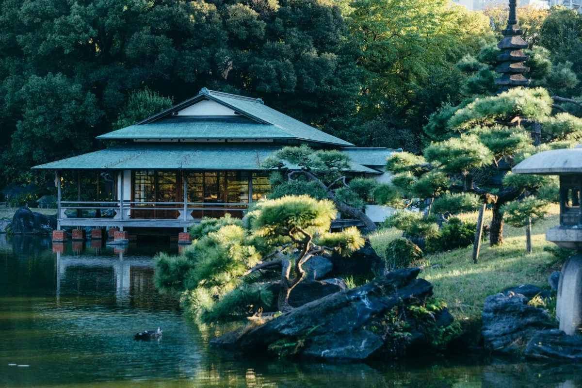 japanese garden traditional house peaceful japan travel without japanese language