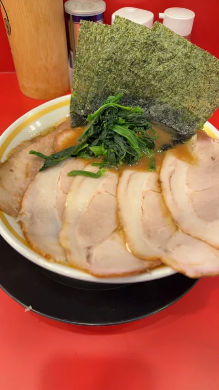 Iekei chashu ramen with spinach, nori, sliced pork, and pork bone soy sauce broth